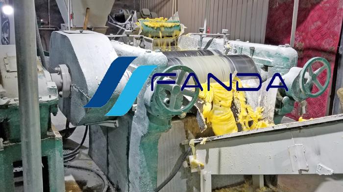 Three roll mill.jpg